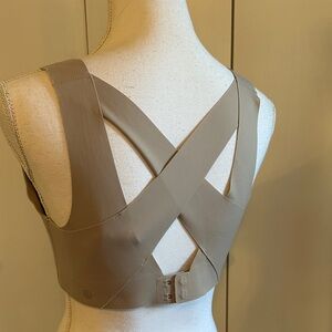 Lululemon Athletica Beige Cross-Back Sports Bra